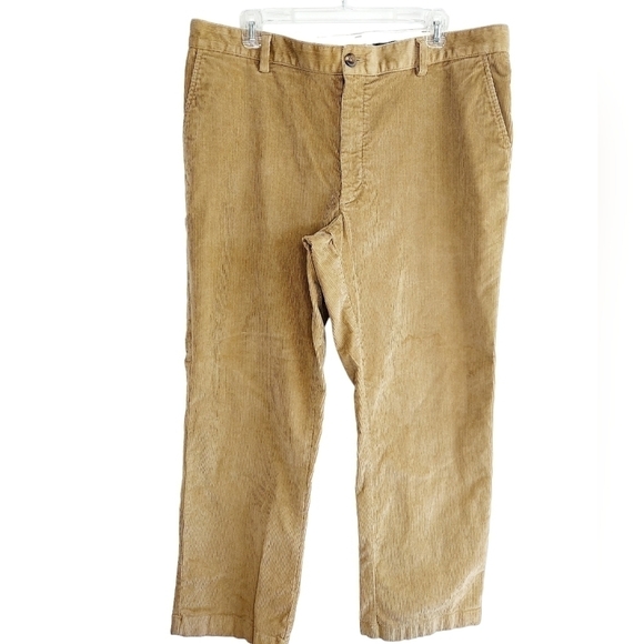 LL Bean Men’s Corduroy Pants 38 x 29 Classic Fit Khaki Wide Wale Flat Front EUC - Picture 1 of 11